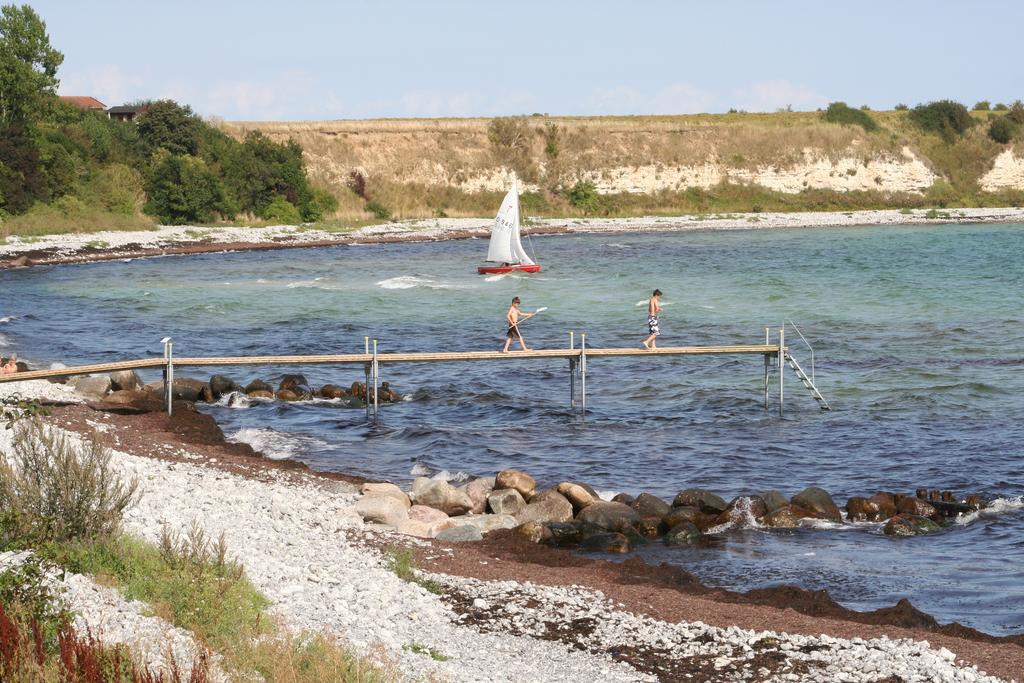 Stevns Klint Strandpension Hotel Rødvig Екстериор снимка